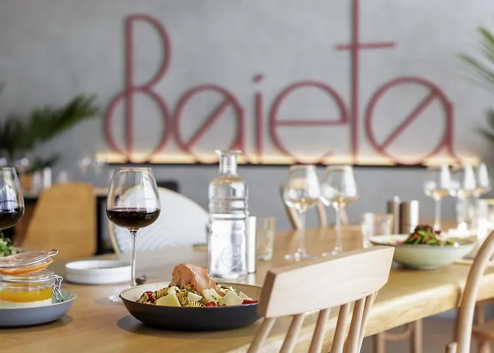 3 star hotel: Ibis Nice Aeroport Promenade Des Anglais